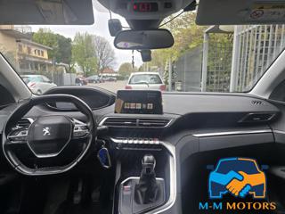 PEUGEOT 3008 usata, con Fendinebbia