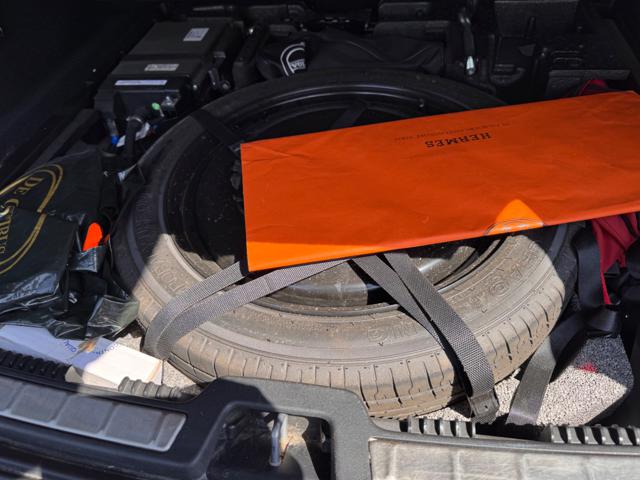 VOLVO XC60 usata, con Luci diurne LED