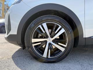 PEUGEOT 3008 usata, con Cerchi in lega