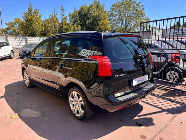 PEUGEOT 5008 usata, con Airbag Passeggero