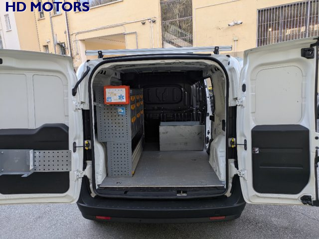 FIAT Doblo usata, con Luci diurne LED
