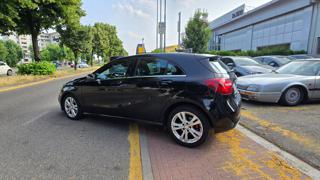 MERCEDES-BENZ A 180 usata, con Alzacristalli elettrici