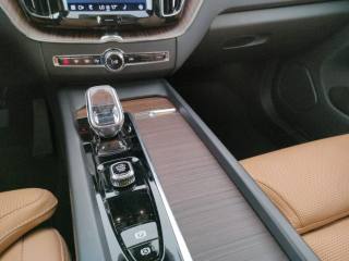 VOLVO XC60 usata, con USB