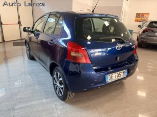 TOYOTA Yaris usata, con Airbag laterali