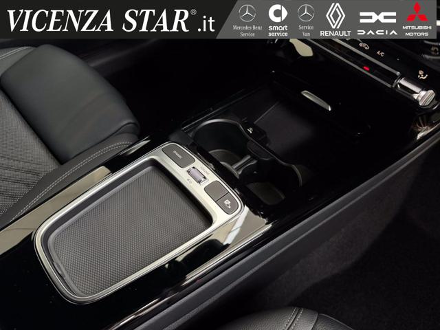 MERCEDES-BENZ A 180 usata, con Sedile posteriore sdoppiato