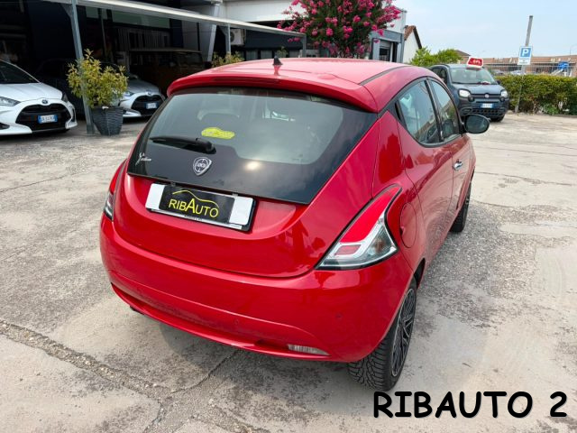 LANCIA Ypsilon usata, con Boardcomputer
