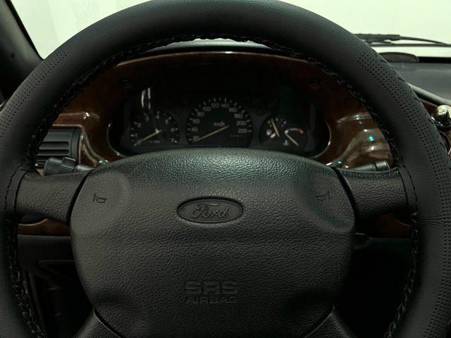 FORD Escort usata 19