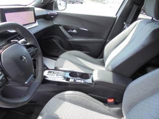 PEUGEOT 2008 usata 32