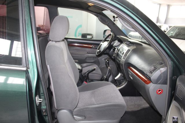 TOYOTA Land Cruiser usata, con Cruise Control