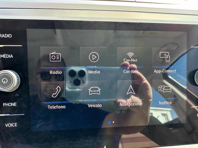VOLKSWAGEN Passat Variant usata, con Park Distance Control