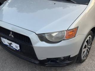 MITSUBISHI Colt usata, con Chiusura centralizzata