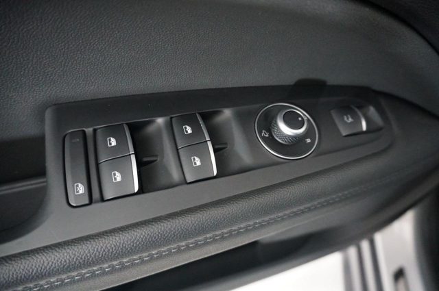 ALFA ROMEO Stelvio usata, con Interni in pelle