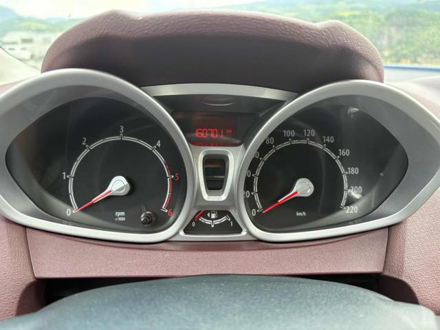 FORD Fiesta usata, con ESP