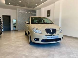LANCIA Ypsilon usata, con Airbag