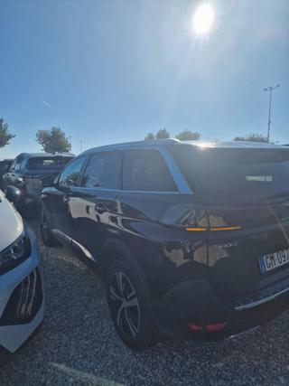 PEUGEOT 5008 usata, con Airbag laterali