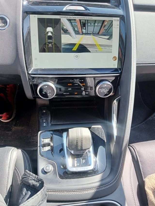 JAGUAR E-Pace usata, con Controllo trazione