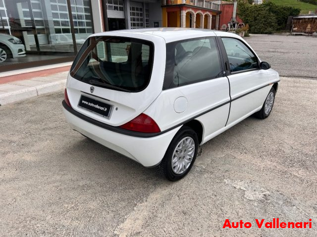 LANCIA Y usata 7