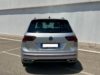 VOLKSWAGEN Tiguan usata, con Airbag