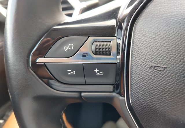 PEUGEOT 5008 usata, con Immobilizzatore elettronico