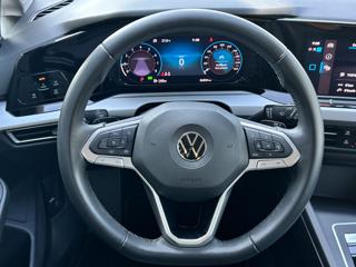 VOLKSWAGEN Golf usata, con Sensori di parcheggio anteriori