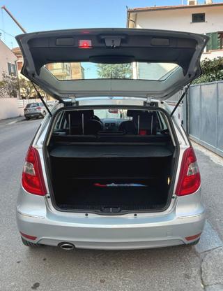 MERCEDES-BENZ A 160 usata, con Monitoraggio pressione pneumatici