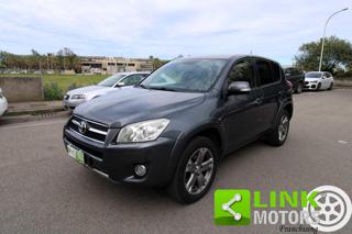 TOYOTA RAV 4 MY23 usata, con Airbag