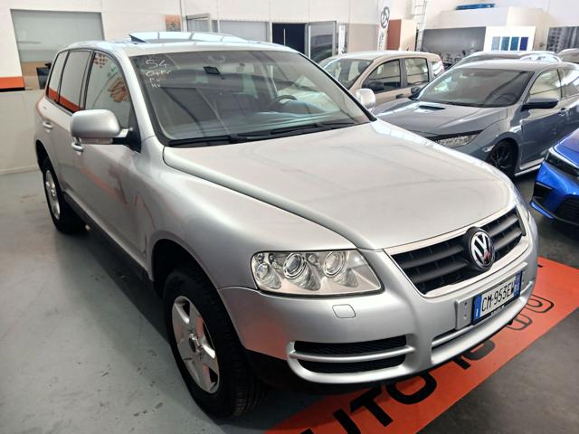 VOLKSWAGEN Touareg usata, con Sedile posteriore sdoppiato