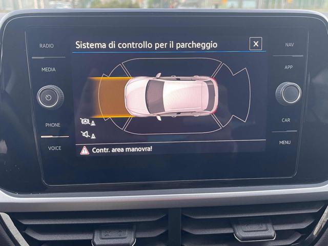 VOLKSWAGEN T-Roc usata 23