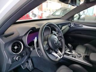 ALFA ROMEO Stelvio usata, con Sensore di luce