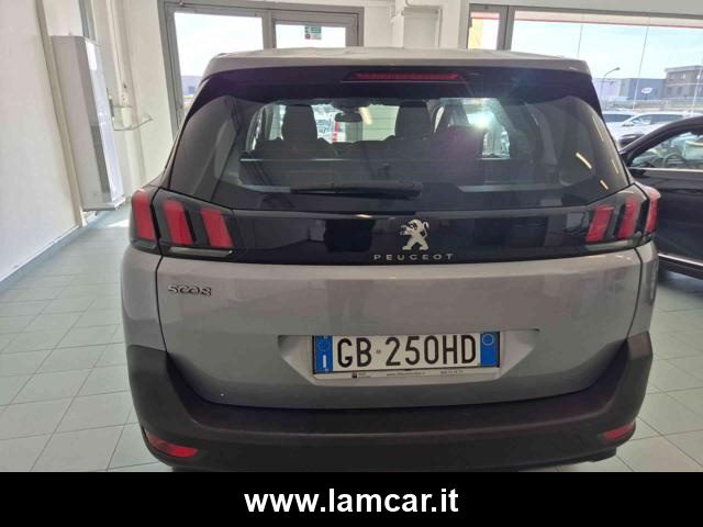 PEUGEOT 5008 usata, con Climatizzatore