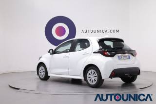 TOYOTA Yaris usata, con USB