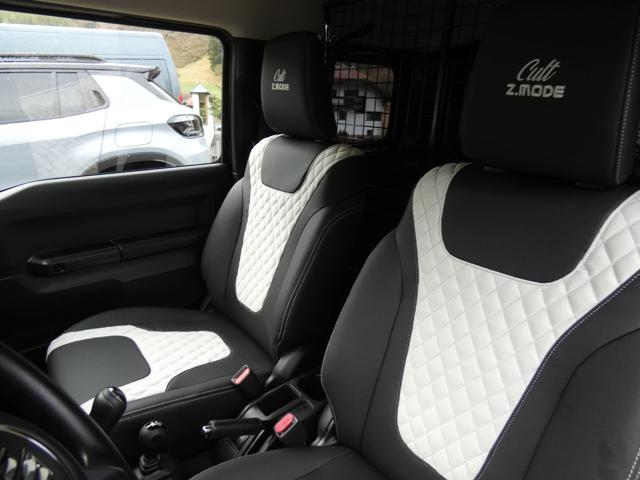 SUZUKI Jimny usata, con USB