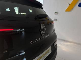 RENAULT Captur usata, con Fari LED