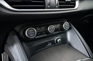 ALFA ROMEO Stelvio usata, con Volante in pelle