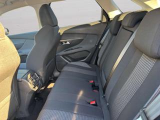 PEUGEOT 3008 usata, con Climatizzatore