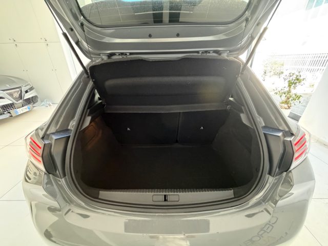 PEUGEOT 208 usata, con USB