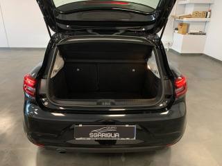 RENAULT Clio usata, con Sistema di navigazione
