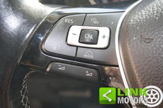 VOLKSWAGEN Golf usata, con Pneumatici quattro stagioni