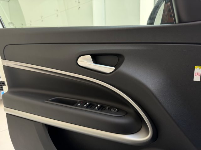 JEEP Avenger usata, con Volante multifunzione