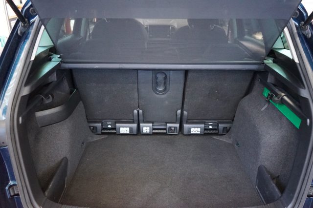 SKODA Karoq usata, con Autoradio digitale