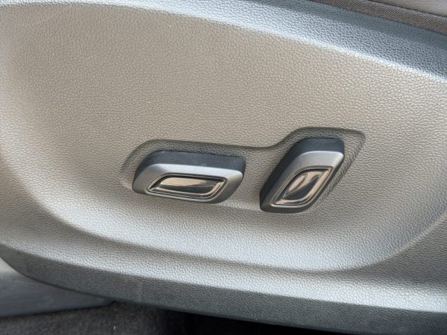 MG ZS usata 17