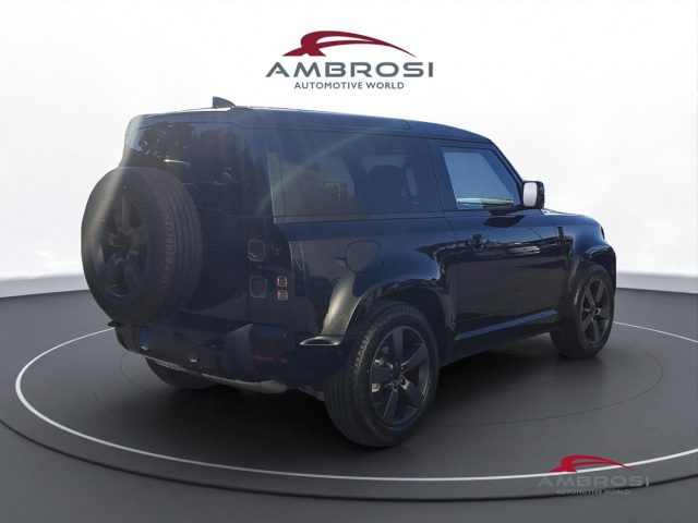 LAND ROVER Defender usata 2