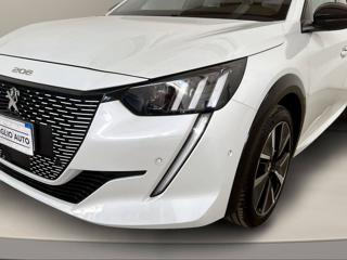 PEUGEOT 208 usata, con Autoradio digitale