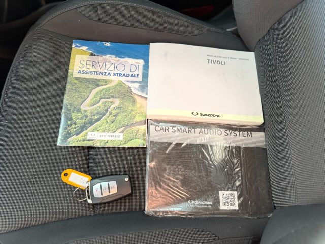 SSANGYONG Tivoli usata, con Autoradio digitale