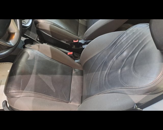 LANCIA Ypsilon usata 31