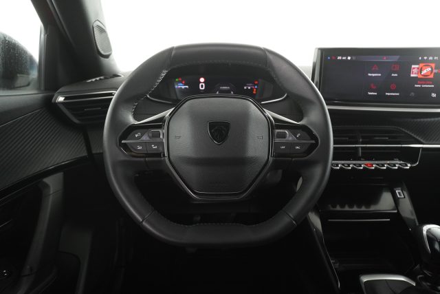 PEUGEOT 2008 usata 11