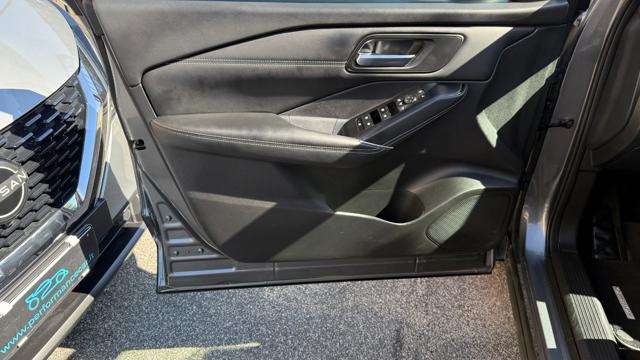 NISSAN Qashqai usata, con Controllo automatico clima