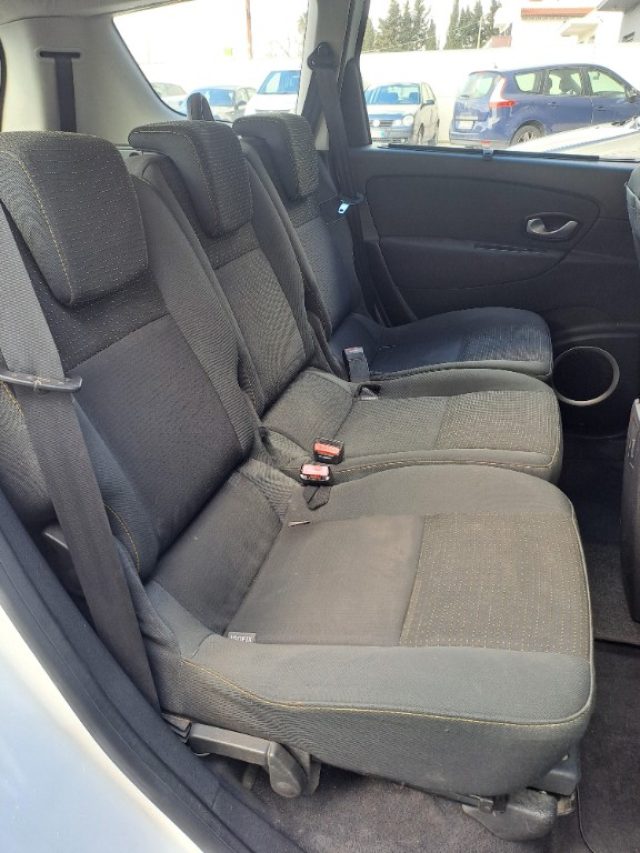 RENAULT Scenic usata, con Cerchi in lega
