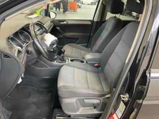 VOLKSWAGEN Touran usata, con ESP