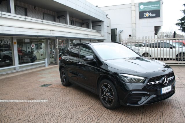 MERCEDES-BENZ GLA 180 usata, con Chiusura centralizzata